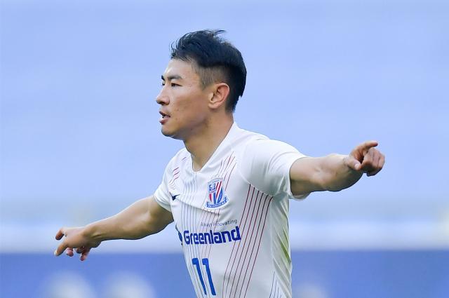 乐鱼体育官网-落后海港5分！上场失点这场丢单刀 申花噩运连连