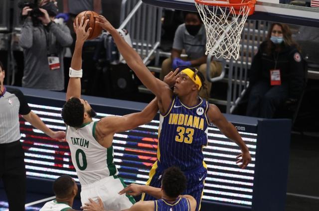 乐鱼体育官网-DPOY被忽视的黑马 特纳为步行者的禁飞区署名