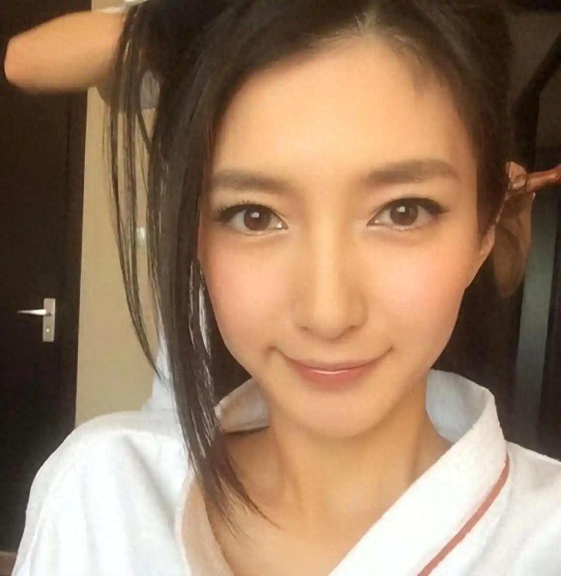 乐鱼体育官网入口-江疏影海外产子风波升级，遭正房儿子当众羞辱？王传君的话应验了